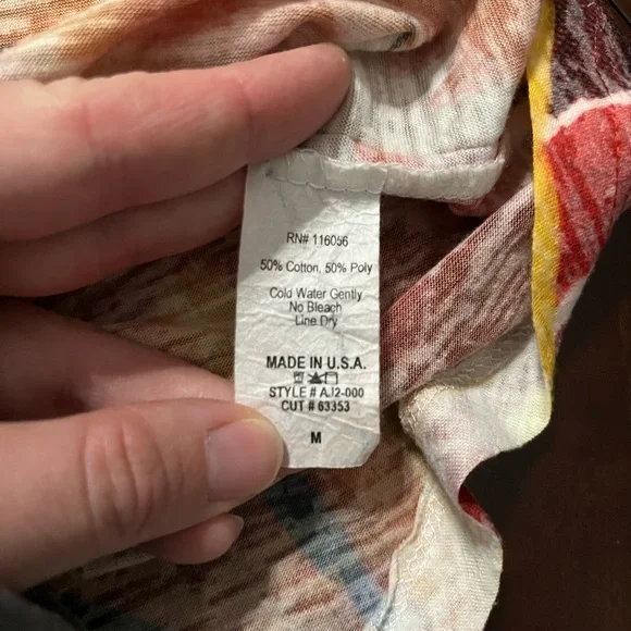 Jess & Jane Burnout Tunic Top Watercolor Abstract Made in USA Size Medium - Picture 6 of 7